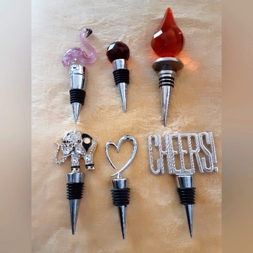 Set of six wine bottle stoppers